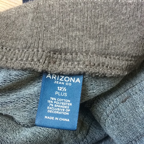 ‘Jean’ shorts with sparkle waist band - Picture 4 of 4